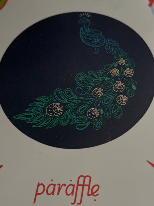 Paraffle embroidery kit - peacock
